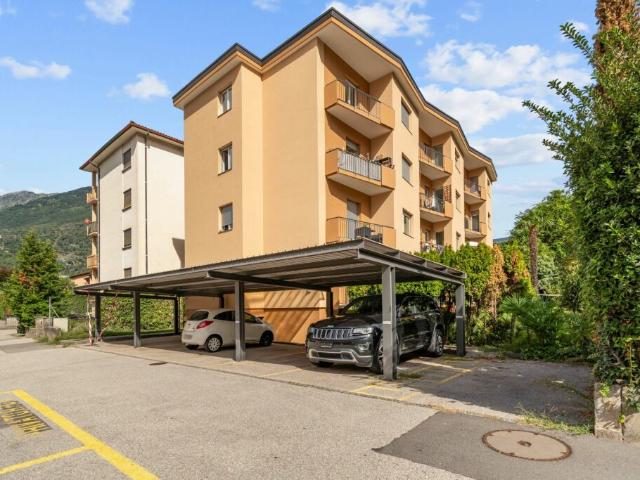 Mehrfamilienhaus kaufen in Bellinzona, Tessin