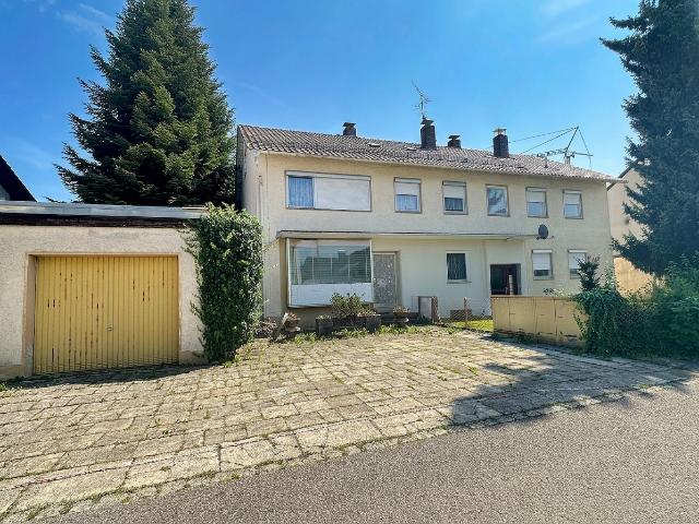 Mehrfamilienhaus kaufen in Traunreut, Bayern