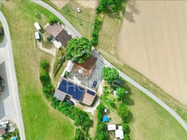 Mehrfamilienhaus kaufen in Weiach, Zürich