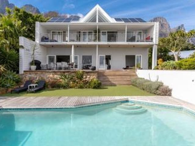 House for sale in Cape Town, Western Cape
