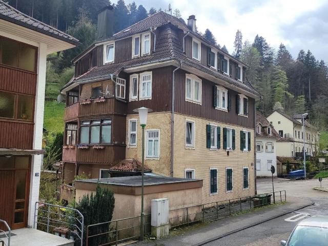 Mehrfamilienhaus kaufen in Bad Wildbad, Baden-Württemberg