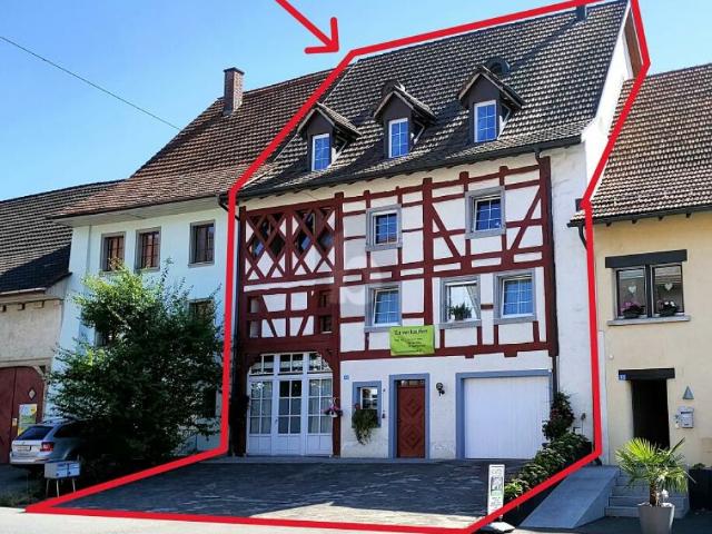 Mehrfamilienhaus kaufen in Wilchingen, Schaffhausen