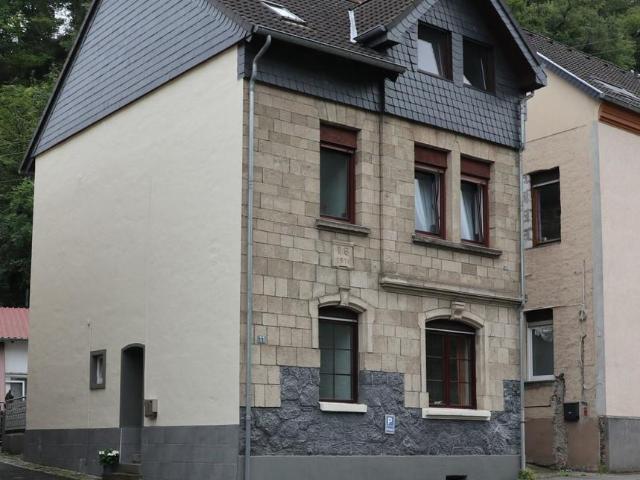 Haus kaufen in Brohl-Lützing, Rheinland-Pfalz
