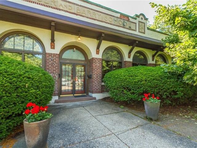 Condo for sale in Rochester