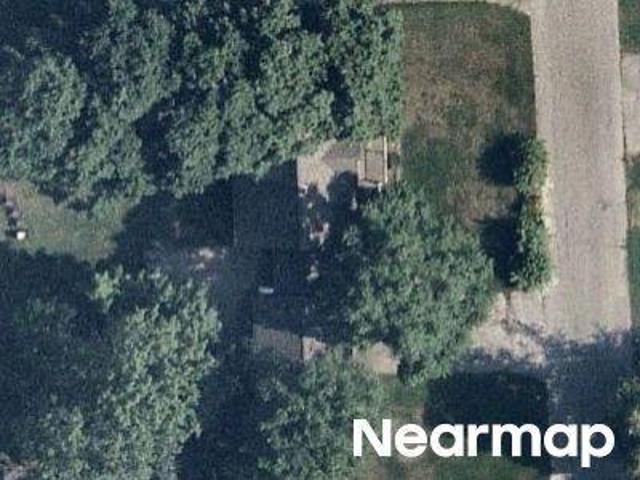 House for sale in Waterford, Michigan