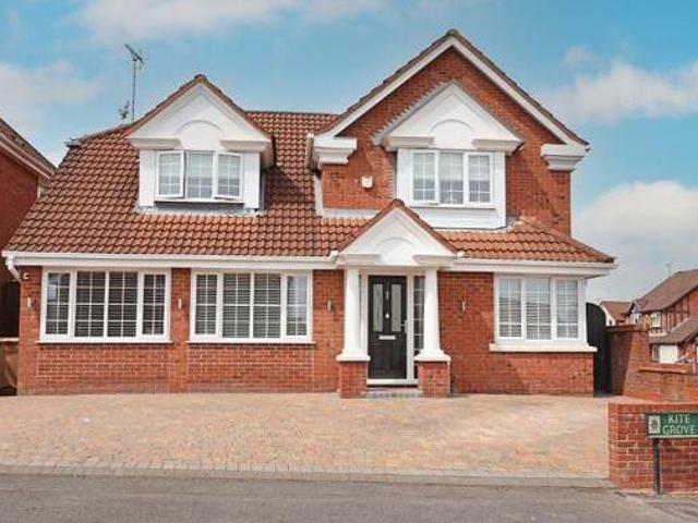 House for sale in Lyons, Greater London