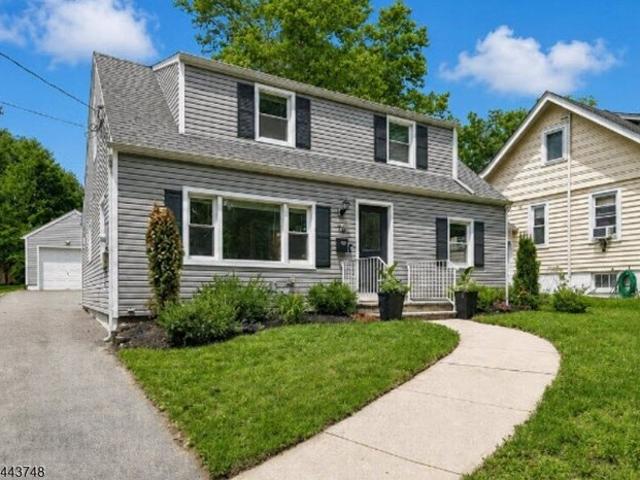 House for sale in Springfield, New Jersey