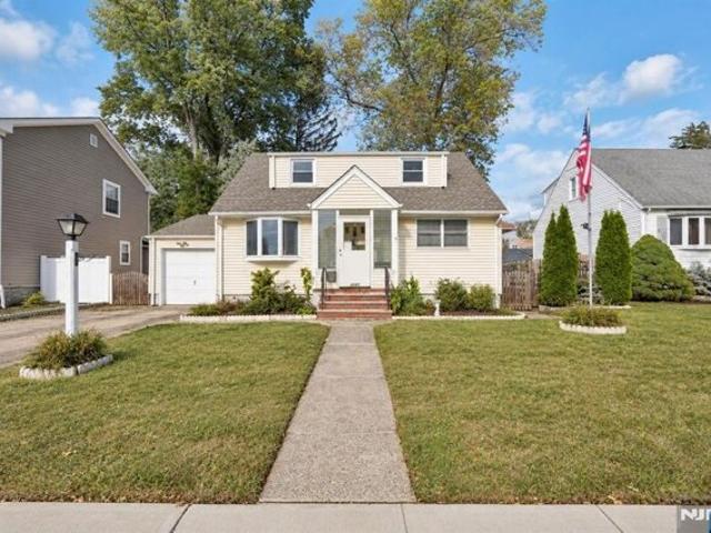 House for sale in Union, Union County