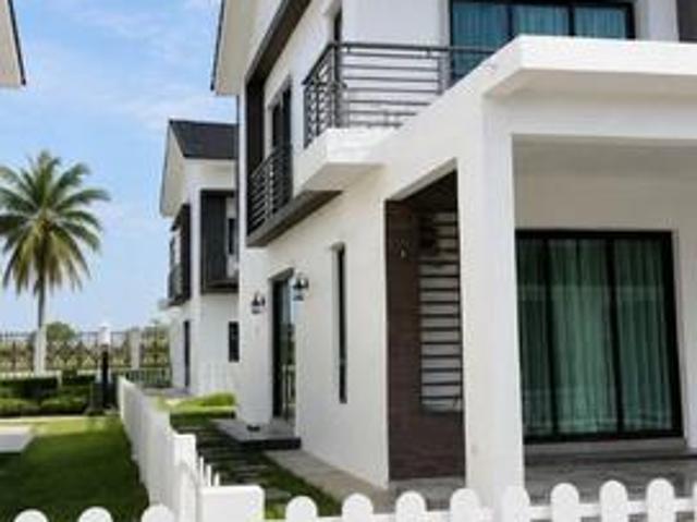 Terraced House for sale in Wellesley, Penang