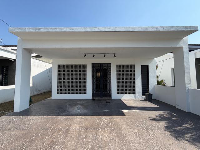 Bungalow for sale in Wellesley, Penang