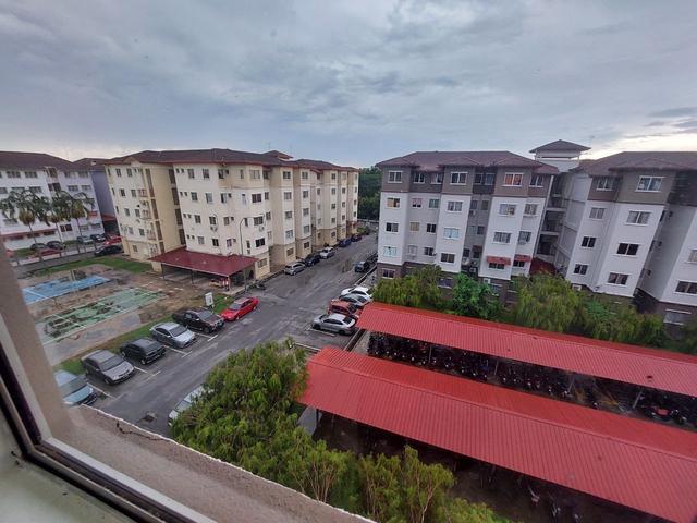 Apartment for sale in Malaka
