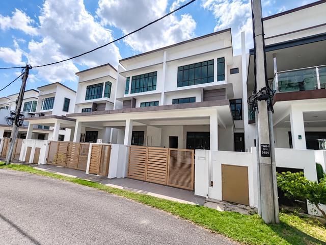 Terraced House for sale in Bukit Katil, Malaka