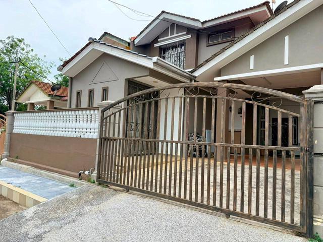 Residential House for rent in Malaka