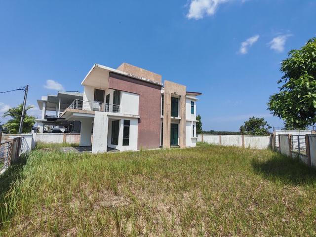 Residential House for sale in Malaka