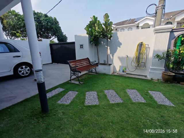 Terraced House for rent in Malaka