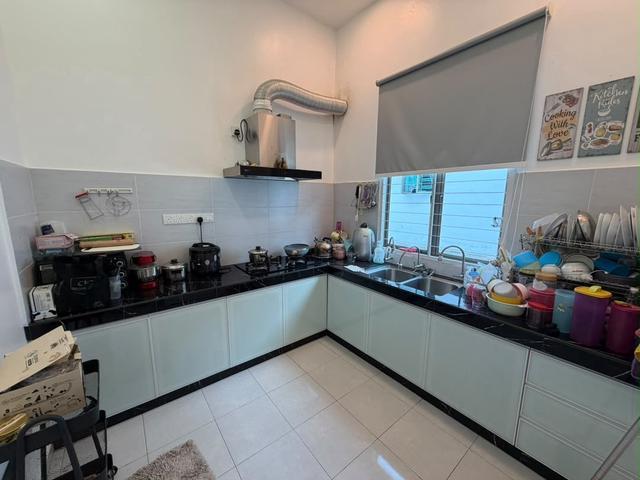 Terraced House for sale in Malaka