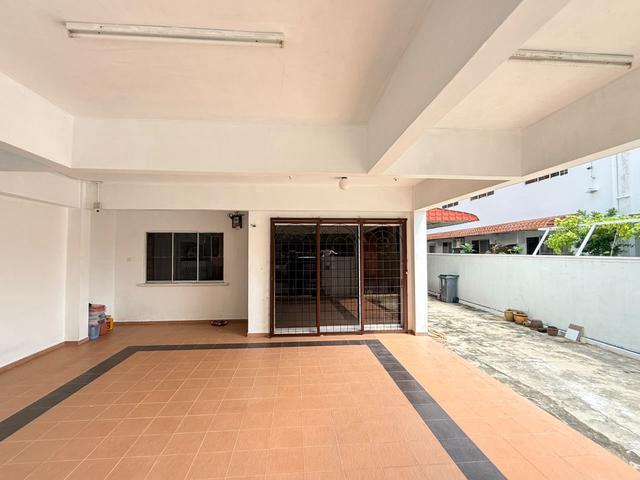 Terraced House for rent in Malaka