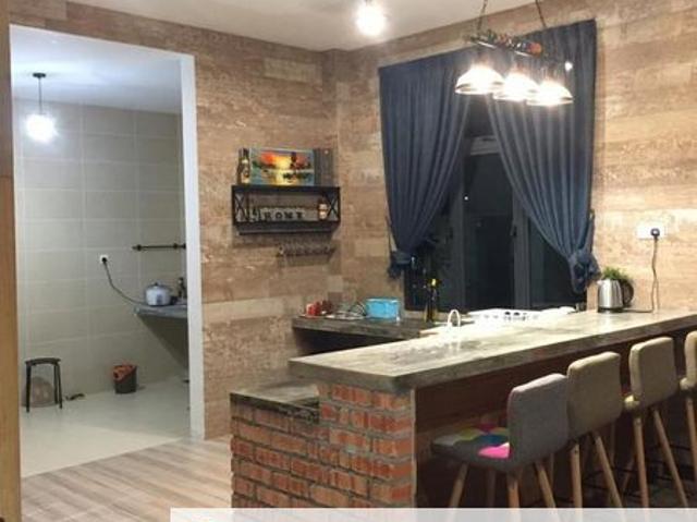 House for sale in Malaka