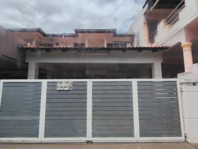 Terraced House for sale in Cheng, Malaka