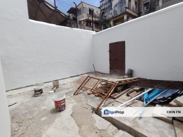 Shop for rent in Malaka