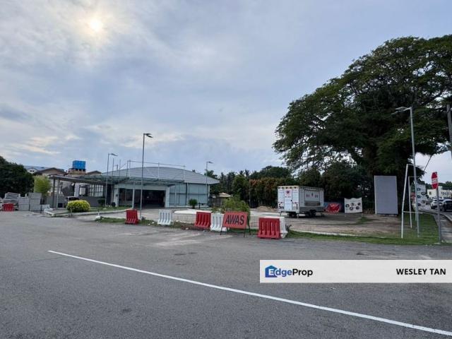 Shop for rent in Malaka
