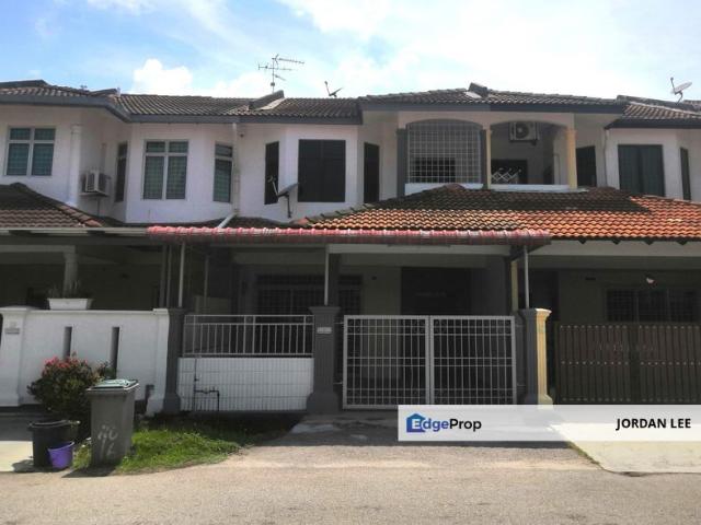 House for sale in Malaka