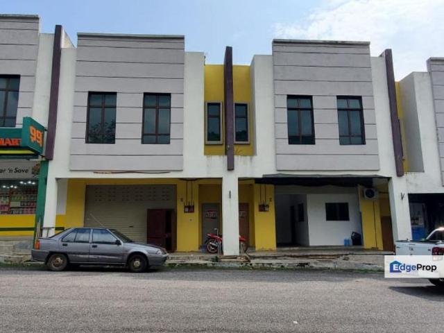 Shop for sale in Malaka