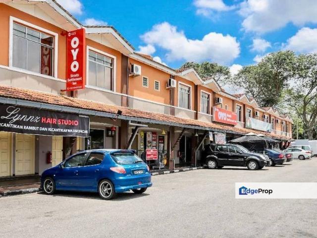 Shop for sale in Malaka