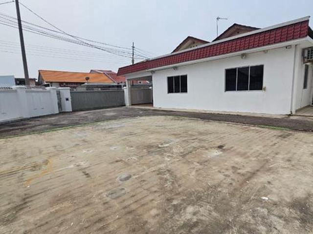 Bungalow for rent in Bandaraya Melaka, Melaka Tengah