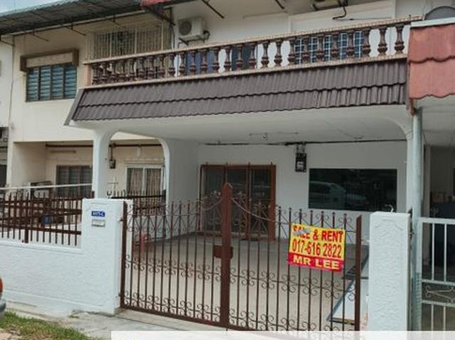 House for rent in Malaka