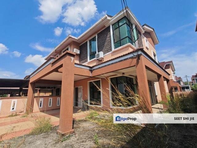 House for sale in Durian Tunggal, Malaka