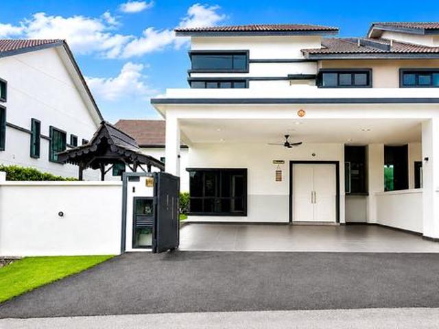 Residential House for sale in Durian Tunggal, Malaka
