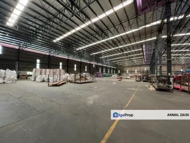 Warehouse for sale in Malaka