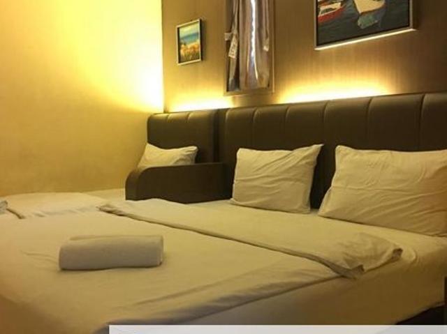 Shop for sale in Malaka