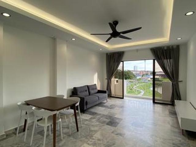 Condominium for sale in Malaka