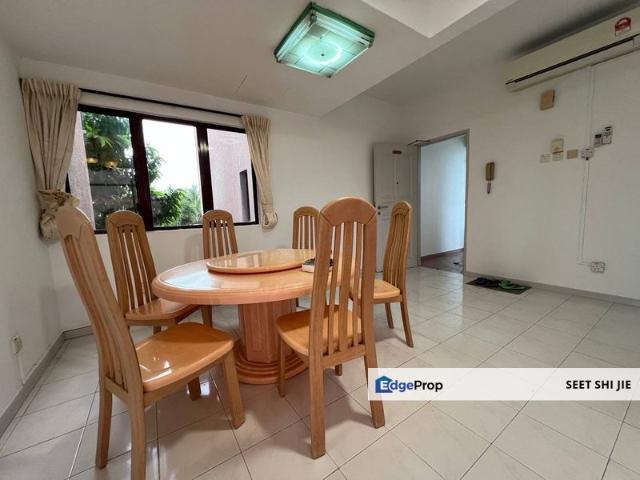 Condominium for sale in Malaka