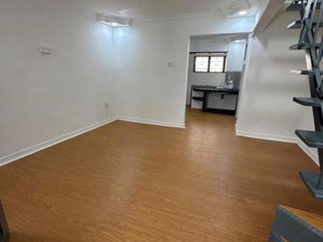 Terraced House for sale in Malaka