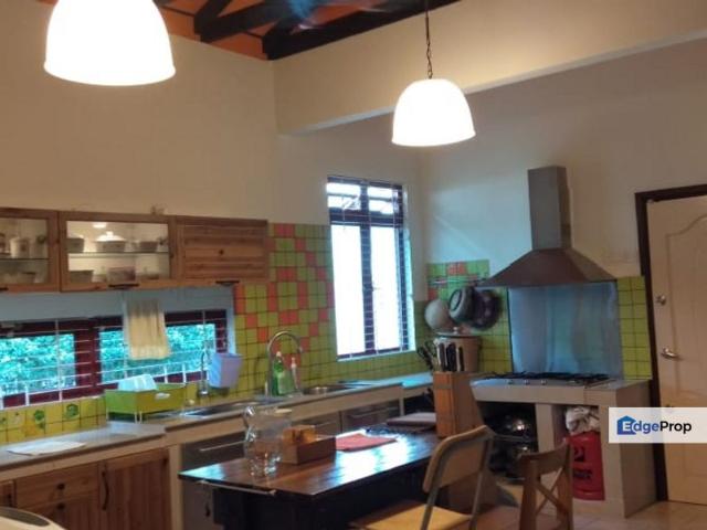 House for sale in Malaka