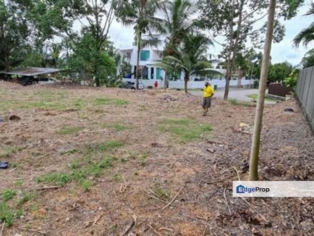 House for sale in Malaka