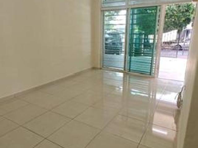 Terraced House for sale in Rembia, Malaka