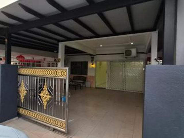 Terraced House for rent in Malaka