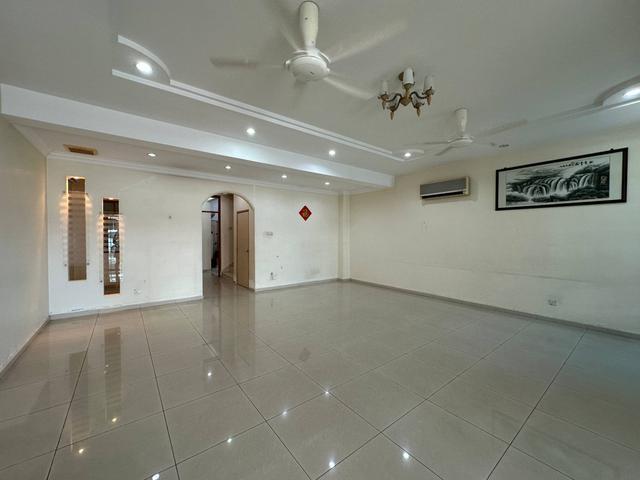 Terraced House for sale in Semabok, Malaka