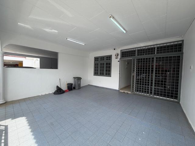Terraced House for sale in Duyong, Malaka