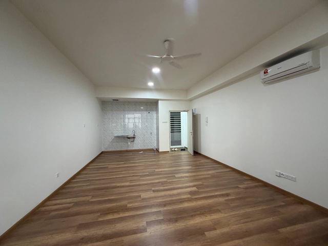Condominium for sale in Malaka