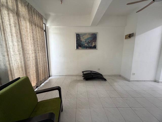 Apartment for sale in Malaka