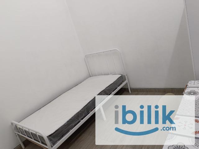 Room for rent in Malaka