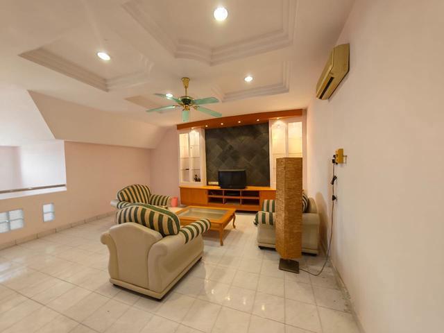 Apartment for sale in Malaka