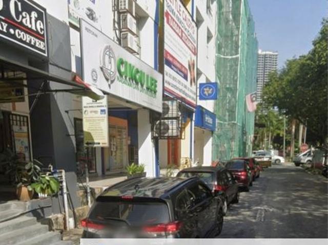 Shop for rent in Taman Melawati, Selangor