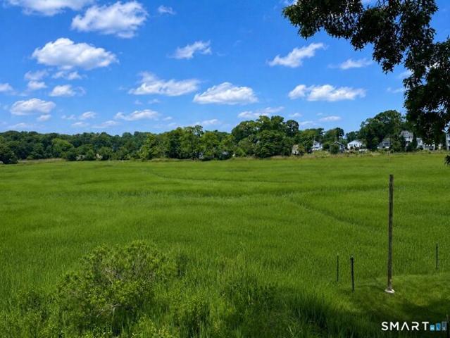 House for sale in Milford, Connecticut