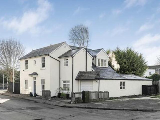 House for sale in King's Walden, Hertfordshire